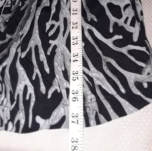 Possibly the weirdest pants on Poshmark - Picture 7 of 8